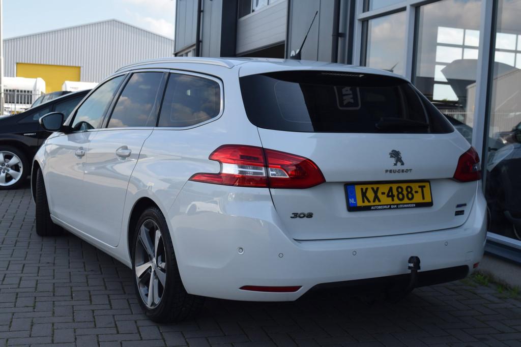 Peugeot 308 SW 1.2 PureTech Blue Lease GT-line | Adaptive cr, Stof, Gebruikt, 1199 cc, 1165 kg
