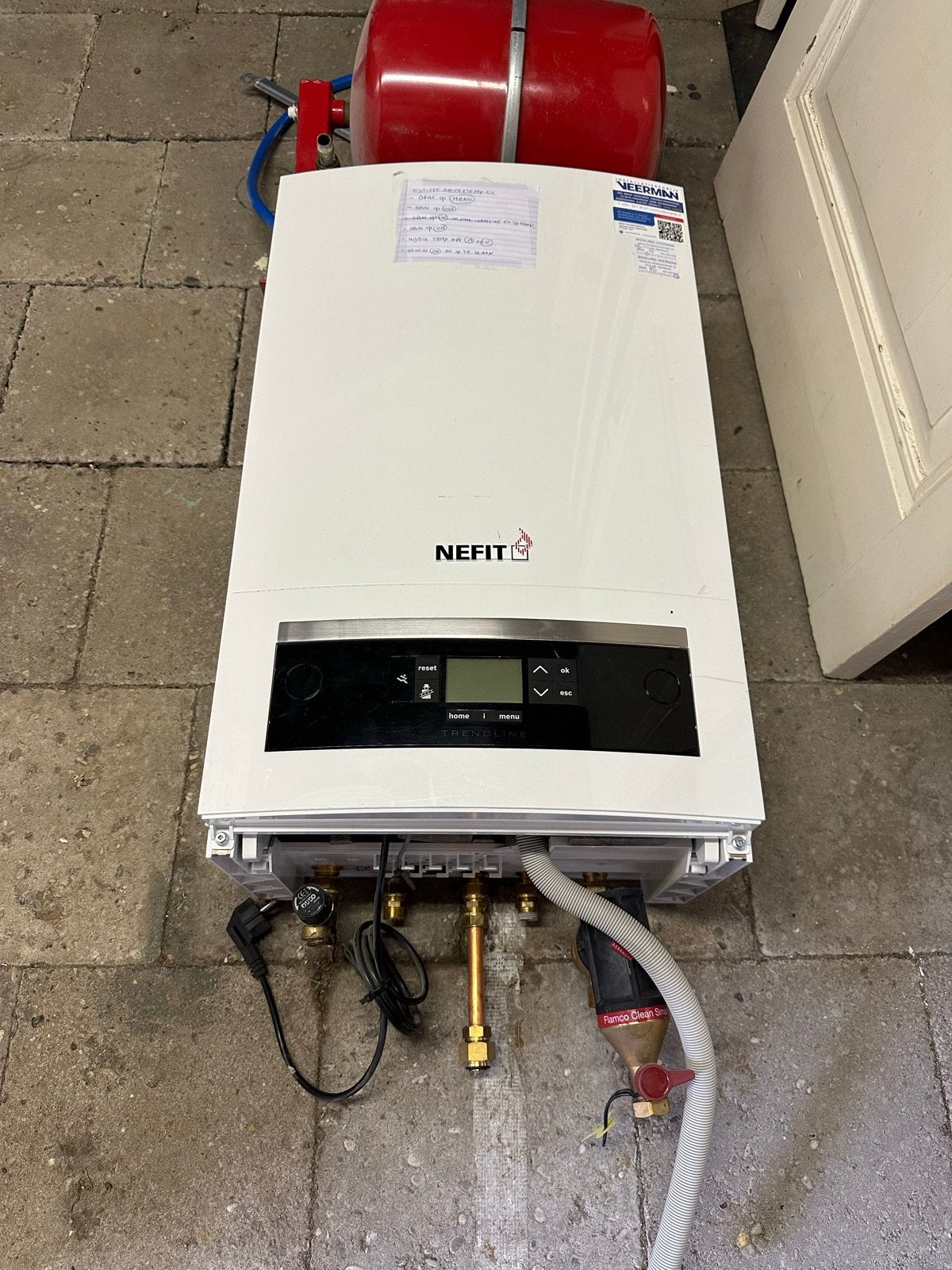 Nefit TrendLine HRC30 CW5 II CV-ketel met expansievat, Doe-het-zelf en Verbouw, Verwarming en Radiatoren, Ophalen, Gebruikt, Hoog rendement (Hr)
