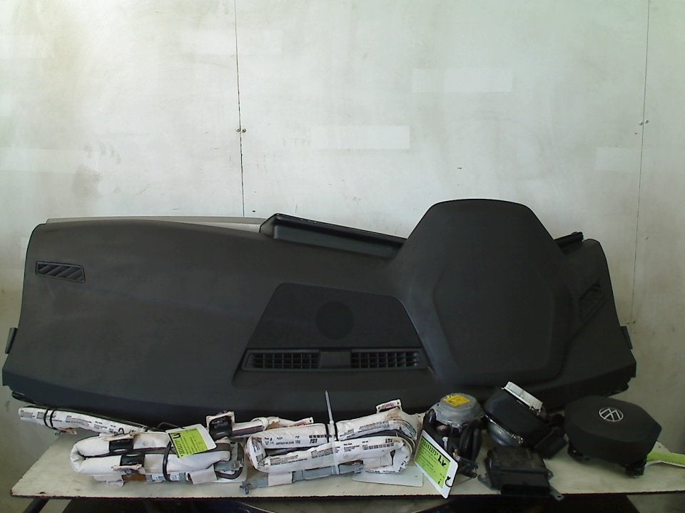 Airbag Set +DASHBOARD Volkswagen Golf VIII (CD1) A3C04886301, Gebruikt, Volkswagen, Volkswagen AG, Kundenbetreuung@volkswagen.de