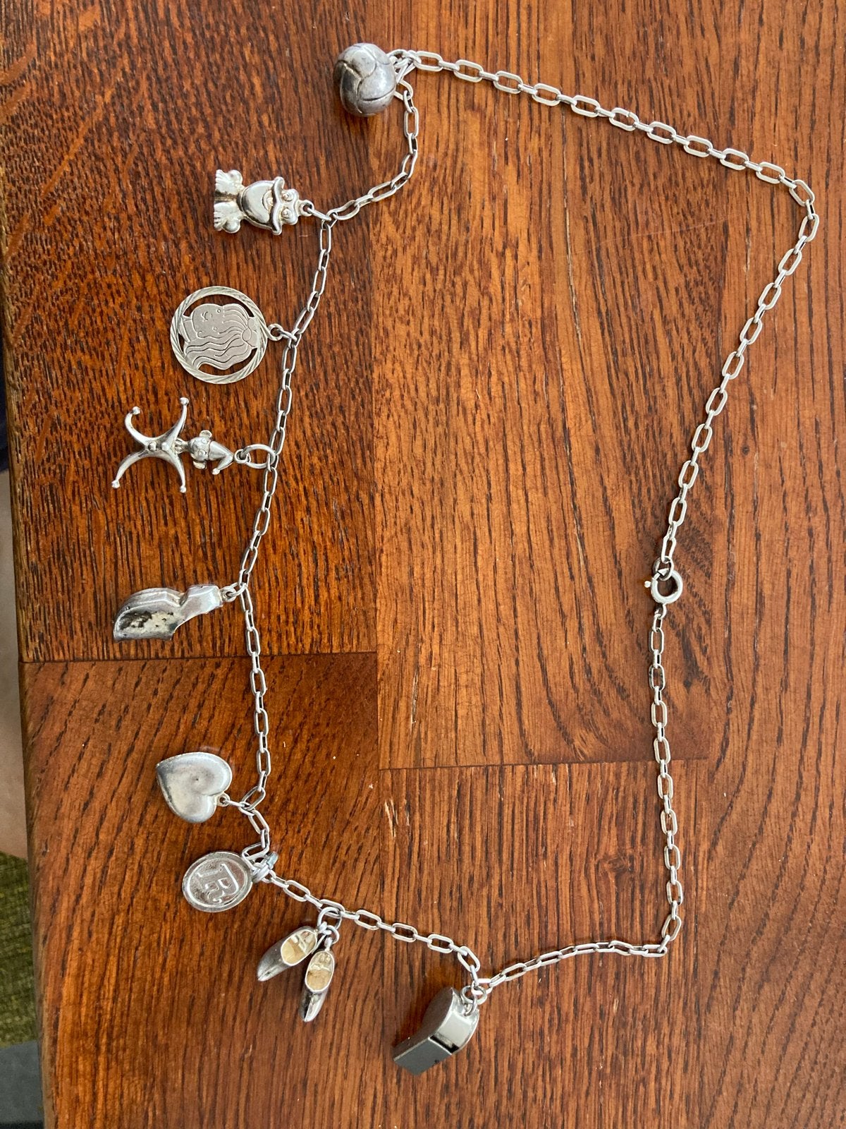 Zilveren ketting met diverse bedels, Ophalen of Verzenden, Zilver, Ketting