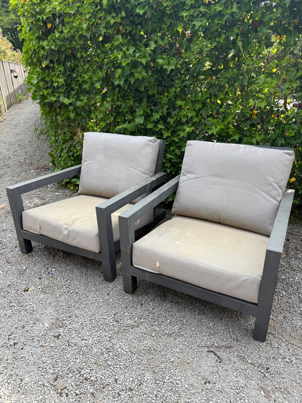Complete Loungeset met Tafel en Hocker - opknapper, Tuin en Terras, Tuinsets en Loungesets, Ophalen, 5 zitplaatsen, Gebruikt, Aluminium