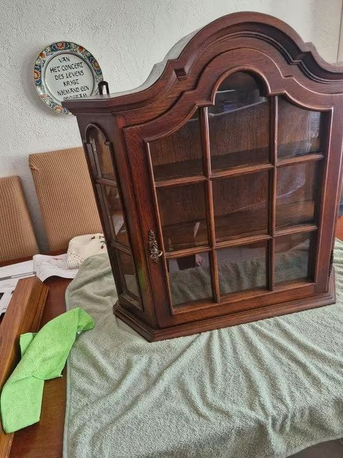 Klassiek vitrinekastje h3, Huis en Inrichting, Kasten | Vitrinekasten, Ophalen, Met deur(en), Klassiek, Onbekend