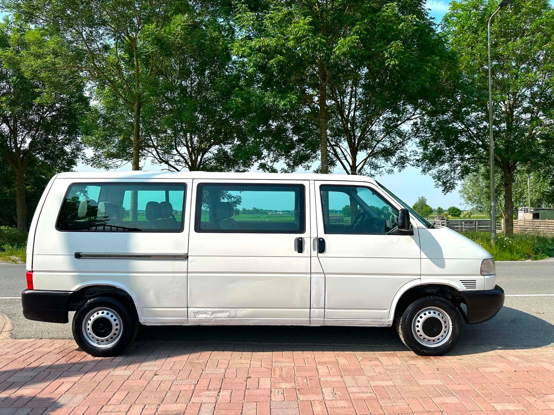 Volkswagen Transporter Kombi 1.9 TD 332 Youngtimer 2+2+2+3 M, foto 4