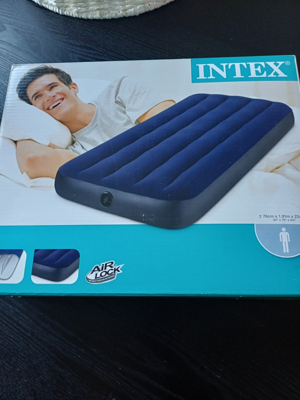 Intex Luchtbed 1-persoons met Froyak elektrische pomp, Ophalen of Verzenden