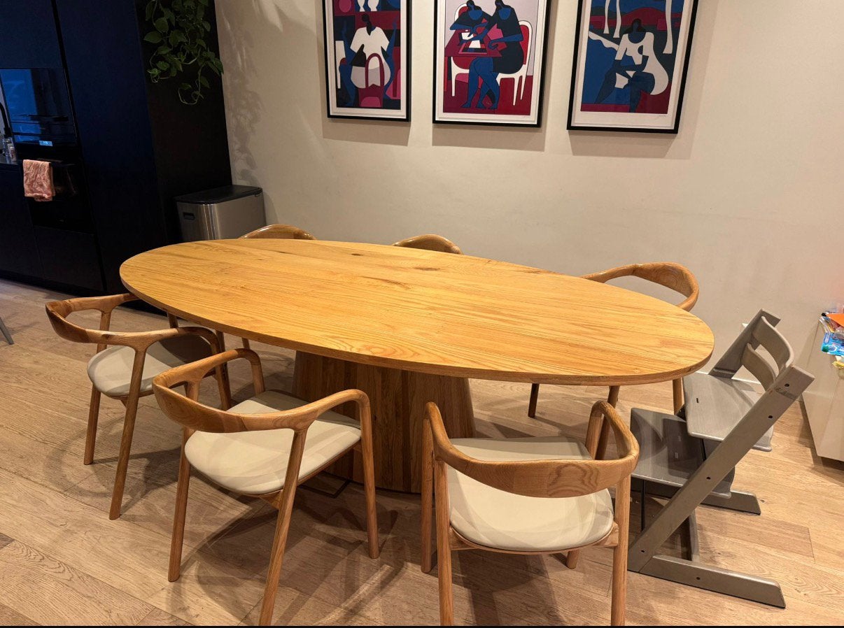 Licht eiken eettafel ovaal - conische poot massief 230x110, 100 tot 150 cm, 200 cm of meer, Ophalen of Verzenden, Zo goed als nieuw