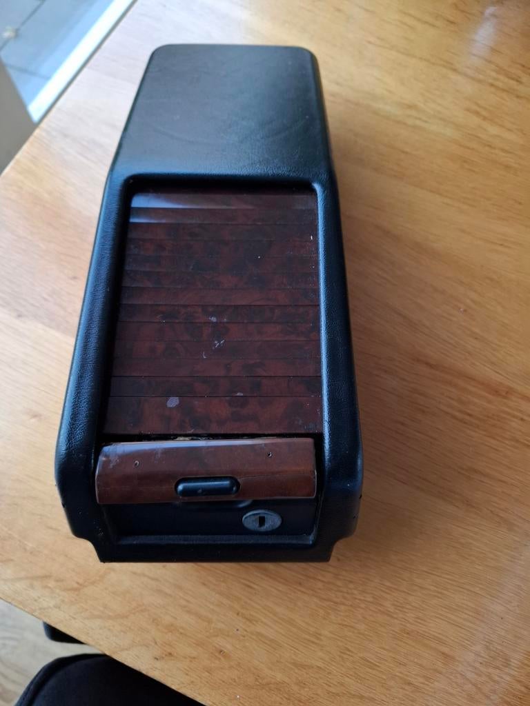 Rollobox Mercedes W124 Wortelnoten Hout (zonder sleutel), Auto-onderdelen, Ophalen of Verzenden, Gebruikt, Mercedes-Benz