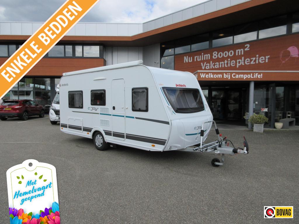 Dethleffs C'Joy 460 LE MET MOVER+CASSETTELUIFEL, Caravans en Kamperen, Caravans, Overige typen, Dethleffs, 5 tot 6 meter, Schokbreker