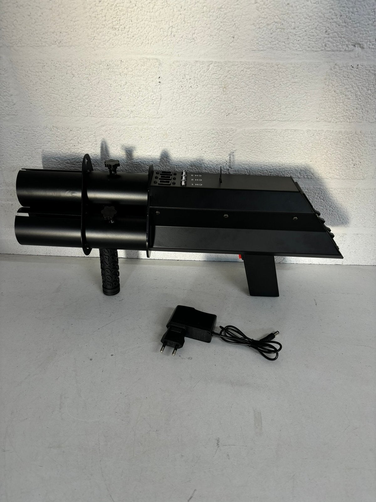 Confetti 3-way shooter ( ingebouwde accu), Muziek en Instrumenten, Ophalen of Verzenden, Nieuw, Licht