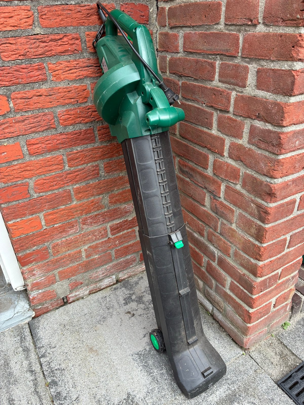 TOPCRAFT Bladblazer/Bladzuiger 2800W, Ophalen, Gebruikt, Handgedragen, Met opvangzak