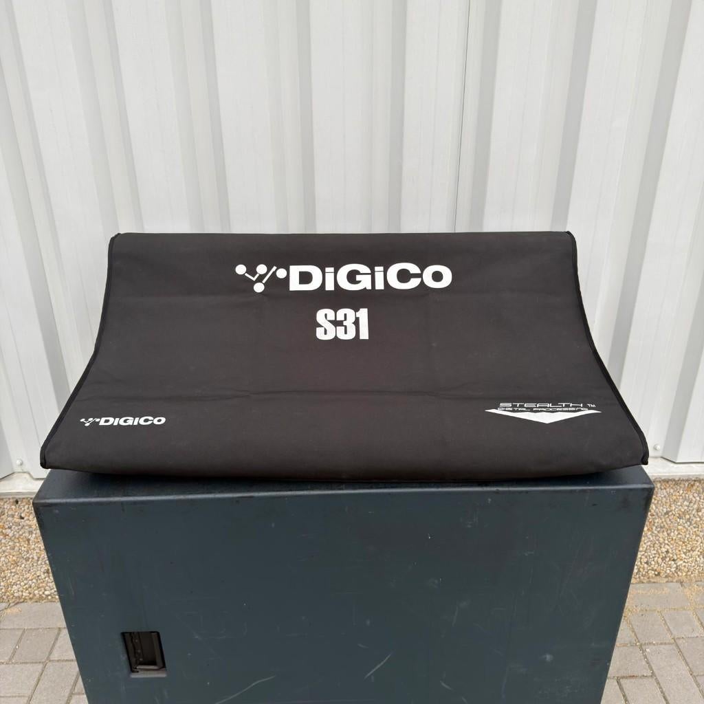 DiGiCo S31+ + D-Rack 32/8 + DMI-MADI digitale mixer, Ophalen, Gebruikt, Overige merken