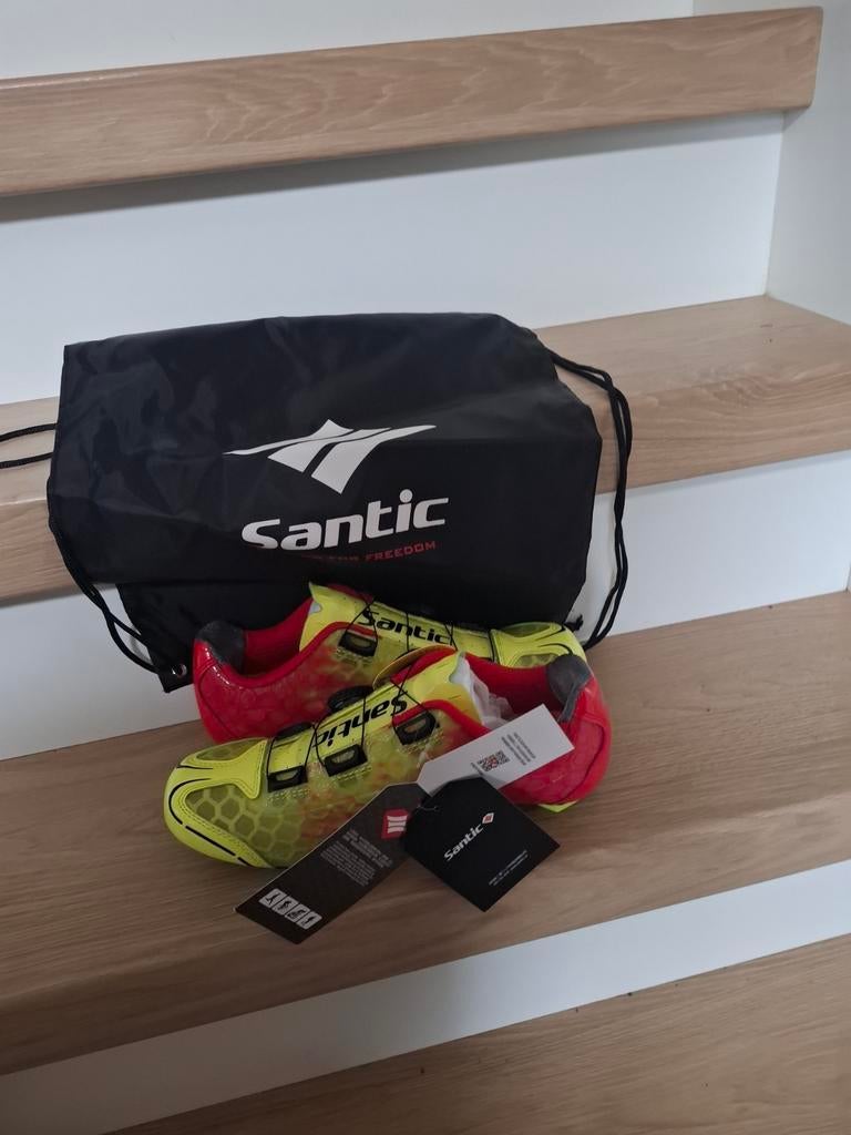 Nieuwe wielren schoenen maat 39 Santic Alpha 1.0 fietsschoen, Ophalen of Verzenden, Nieuw, Schoenen