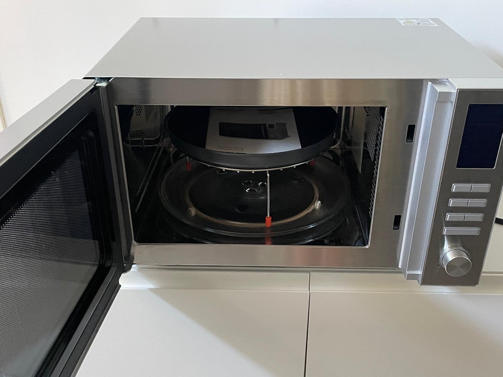 Inventum Combimagnetron - Zo goed als nieuw, Witgoed en Apparatuur, Magnetrons, Ophalen, Combimagnetron, Grill, Zo goed als nieuw