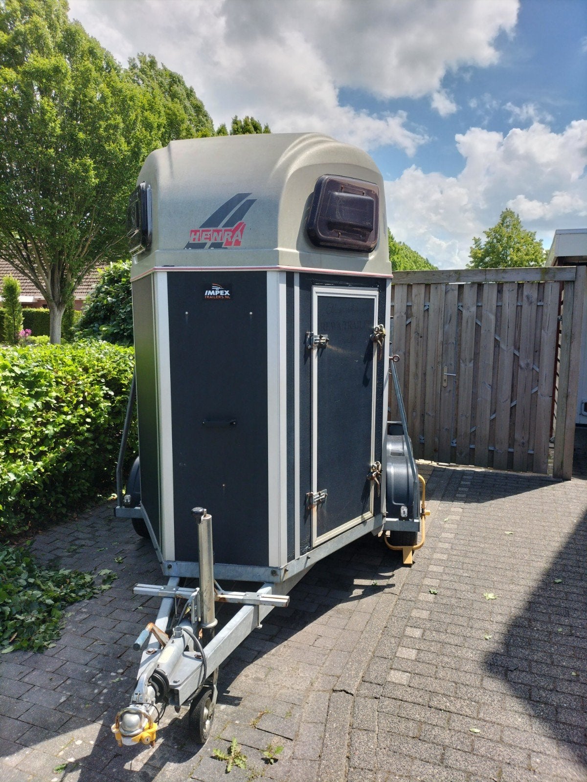 Henra Amazone Paardentrailer - 2 paards / motorcross trailer, Ophalen of Verzenden, Gebruikt