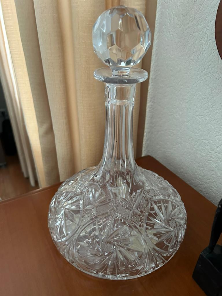 Kristal wijn karaf, Ophalen