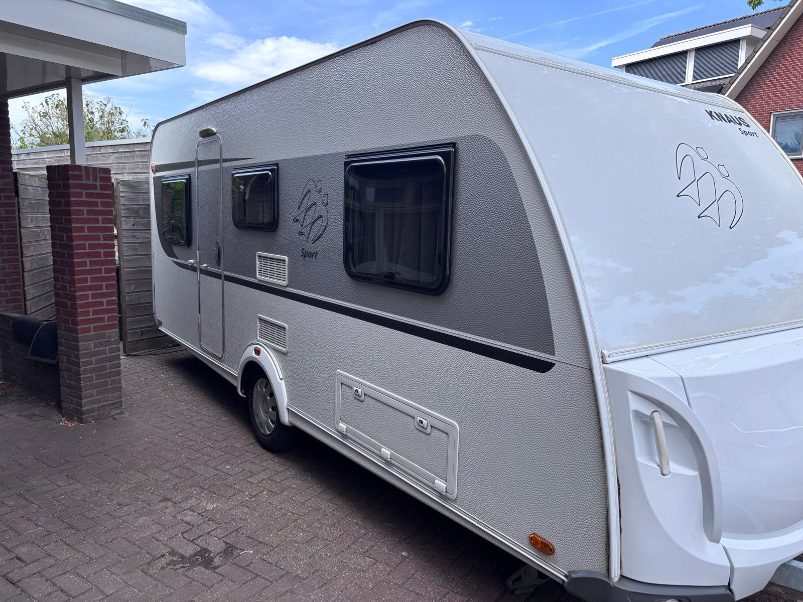 Knaus Sport 500 EU 2014 - Nette caravan, Caravans en Kamperen, Caravans, Rondzit, Ringverwarming, Particulier, 5 tot 6 meter