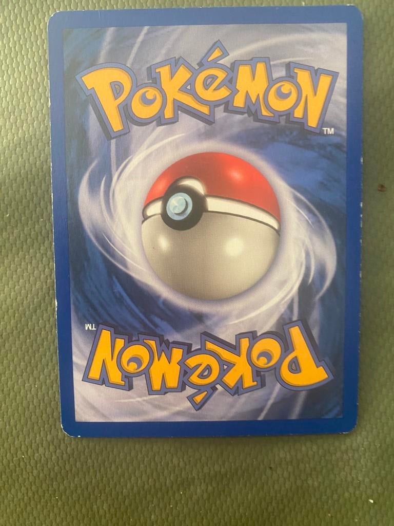 Pokémon kaart promo Frans - Pikachu Surfeur, Ophalen of Verzenden, Zo goed als nieuw, Losse kaart