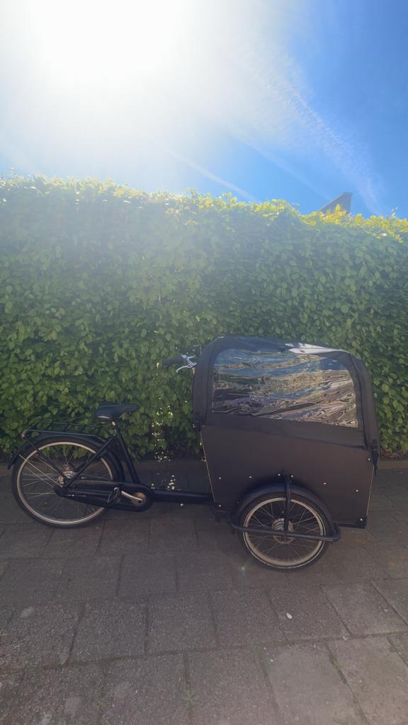 Vernieuwde Babboe Big bakfiets met huif, 4 kinderen of meer, Gebruikt, Huif, Trommelrem