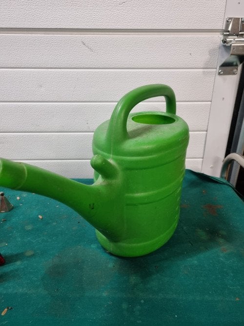 gieter 10 liter kunststof, Ophalen of Verzenden, 'T Olde Gre-j, Info@toldegrej.nl, Endepoelstraat 20f Didam
