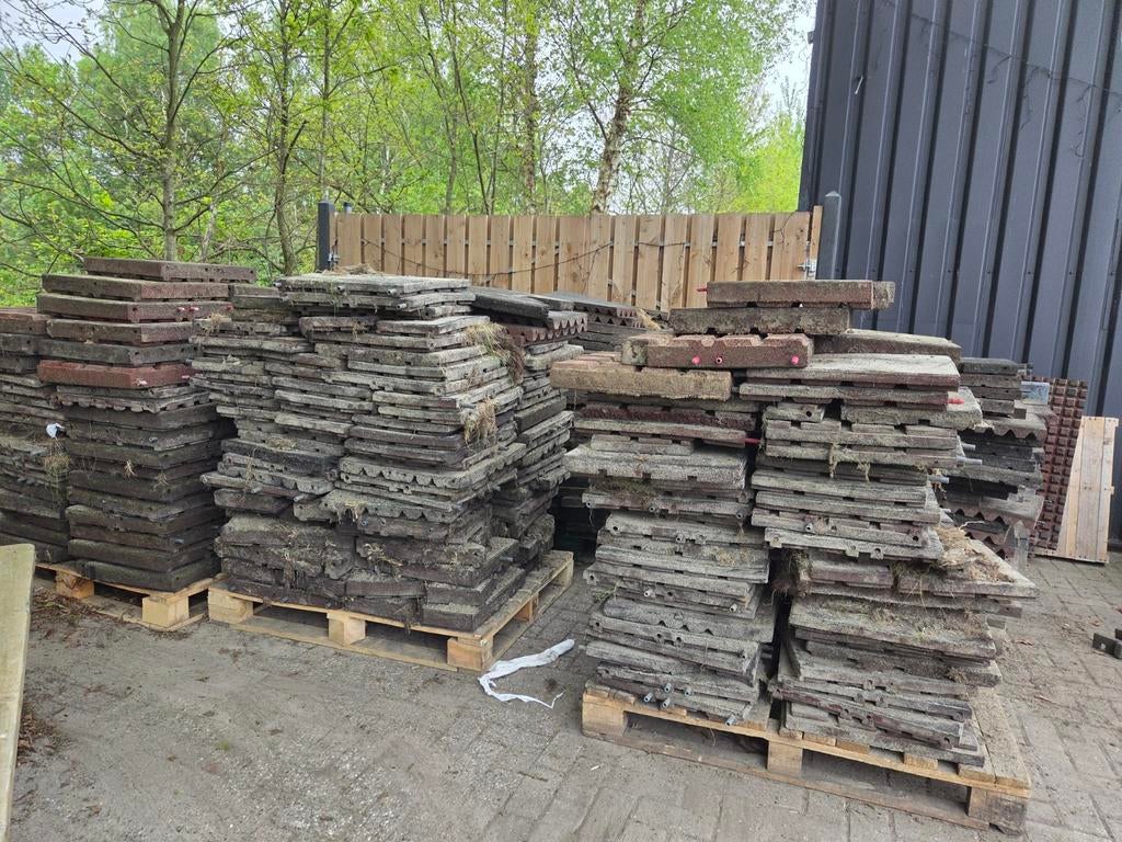 5 pallets met kapotte rubberen tegels, Dieren en Toebehoren, Stalling en Weidegang, ., ., .