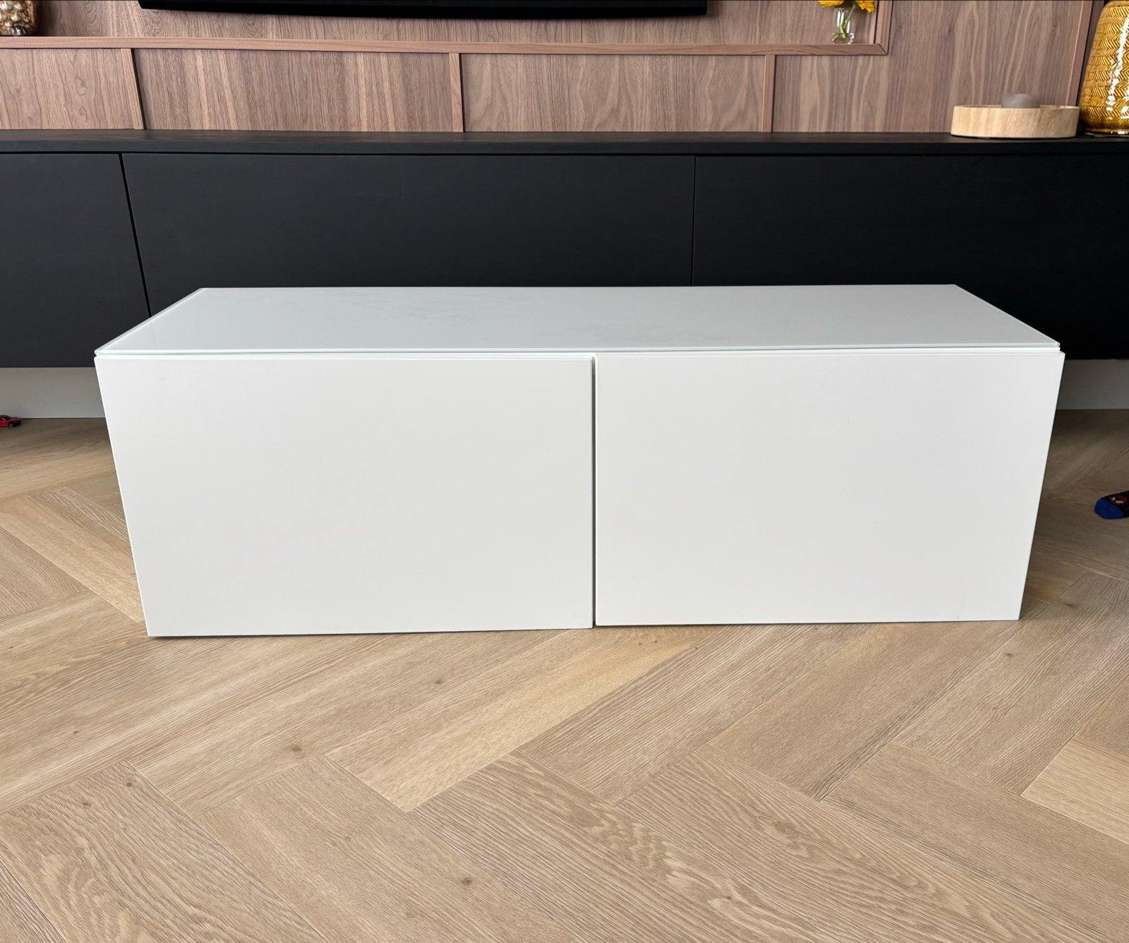 Twee IKEA Besta kasten met glasplaat, Huis en Inrichting, Kasten | Televisiemeubels, Ophalen, Gebruikt, 150 tot 200 cm, Glas