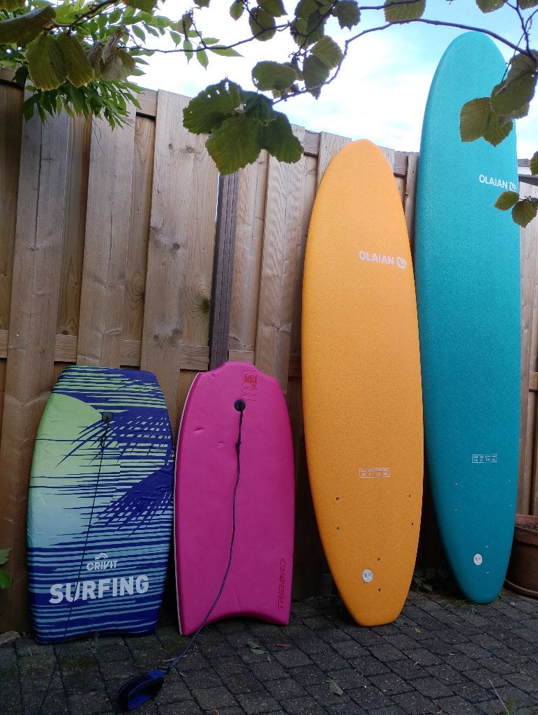 Surfplanken en bodyboards, Watersport en Boten, Ophalen, Zo goed als nieuw, Longboard, Met koord