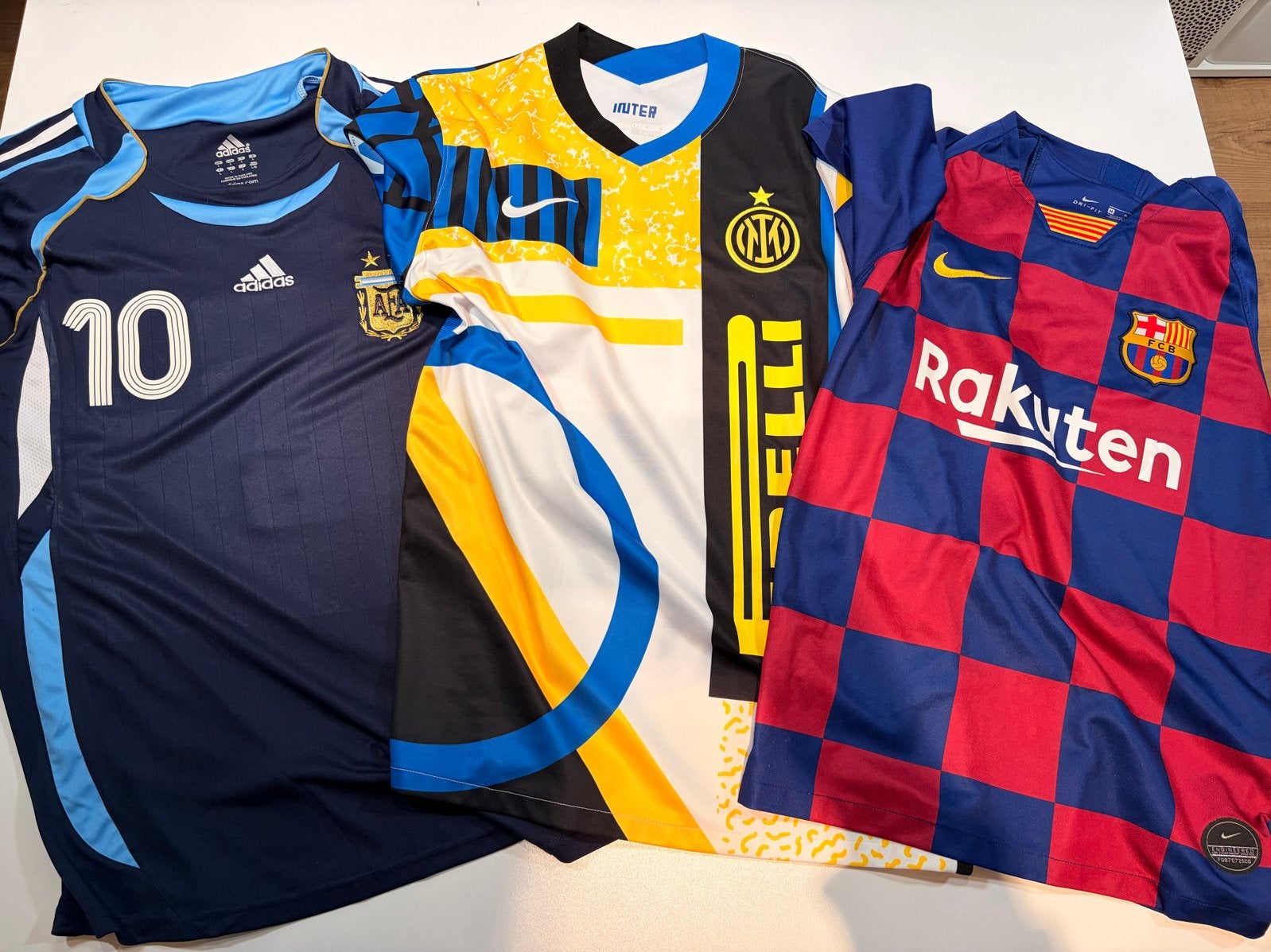 Voetbalshirts - niet authentiek, Maat M, Ophalen of Verzenden, Zo goed als nieuw, Shirt
