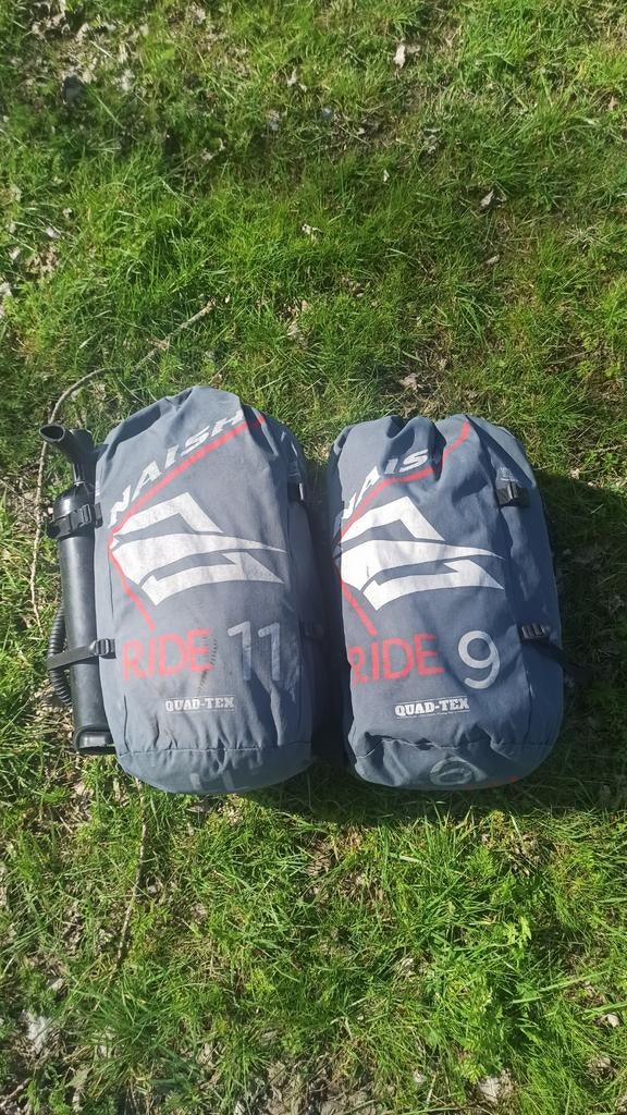 Volledige Naish kitesurf set met 2 kites, Watersport en Boten, Kitesurfen, Ophalen, Kitesurf-set, Twintip, 9 m²