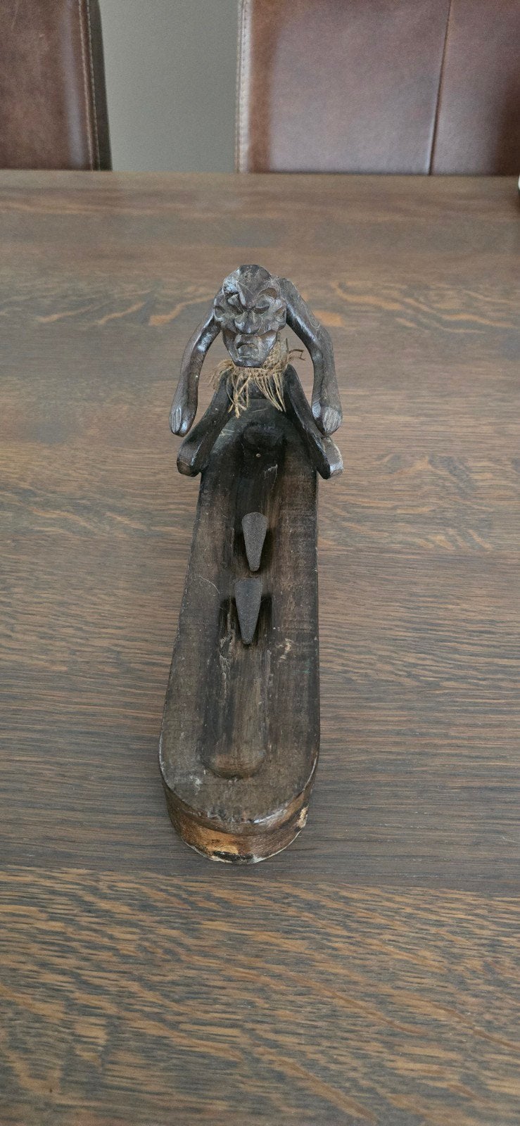 Vintage houten wierookbrander met zittend figuurtje, Antiek en Kunst, Ophalen of Verzenden