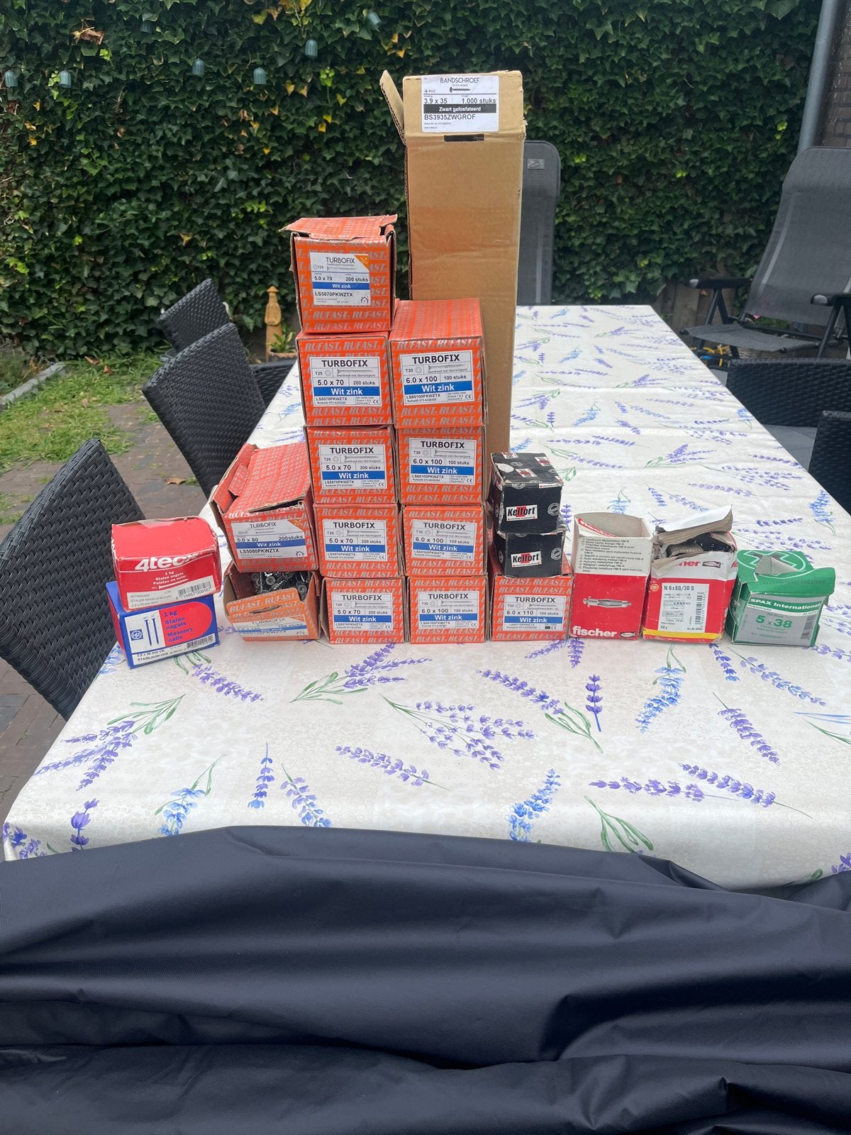 Grote partij schroeven, pluggen en spijkers, Ophalen of Verzenden, Nieuw, Minder dan 50 mm, Schroeven
