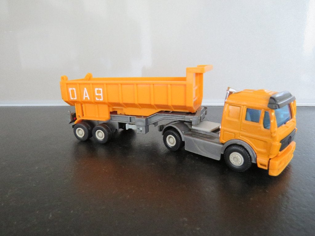 Model vrachtauto 's “Liebherr”, Ophalen of Verzenden, Zo goed als nieuw, Tractor of Landbouw