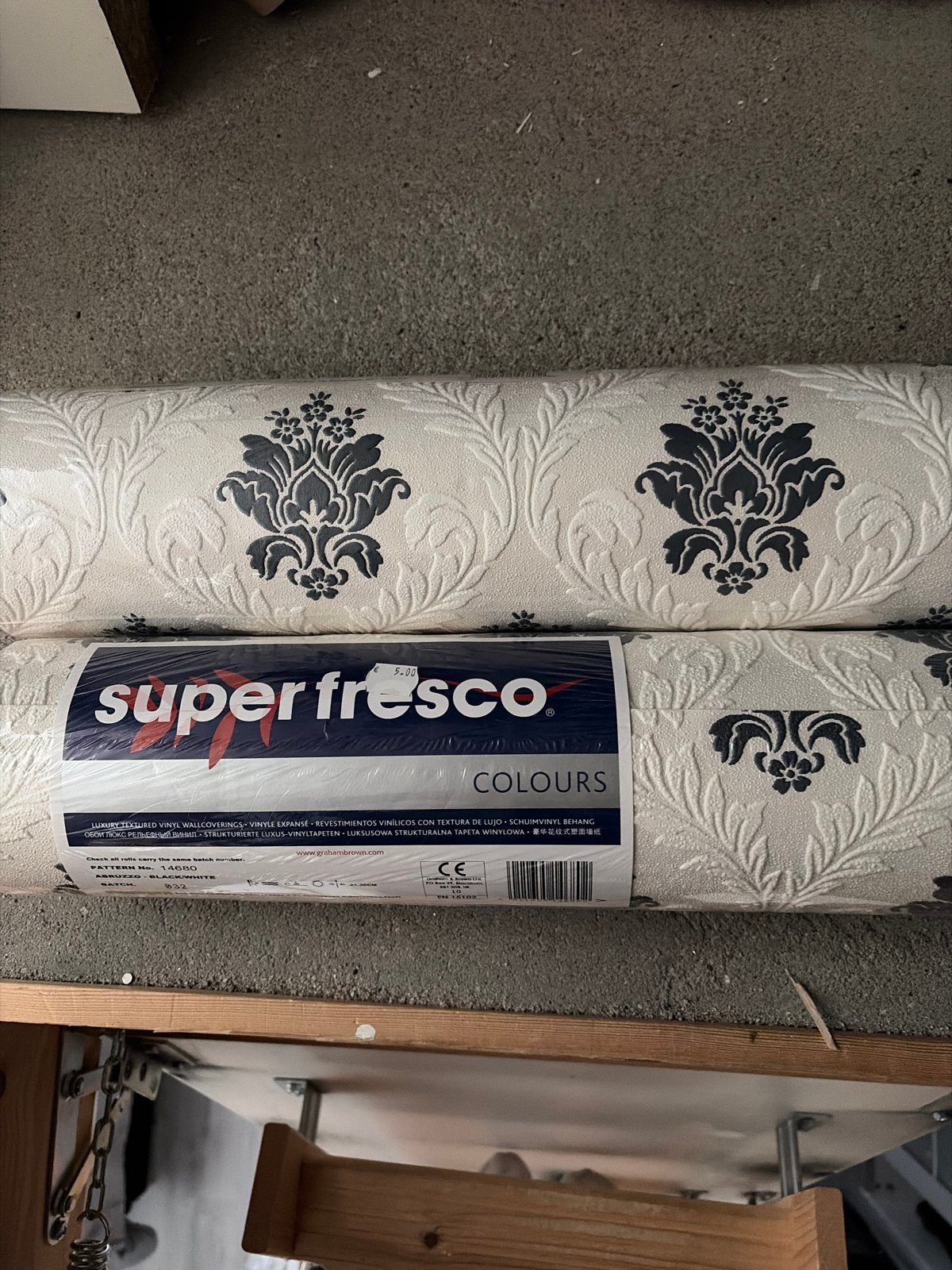 Superfresco Colours Behang - Zwart/Wit Damast Patroon, Graham & Brown, Ornamentaal, Zwart, Ophalen of Verzenden