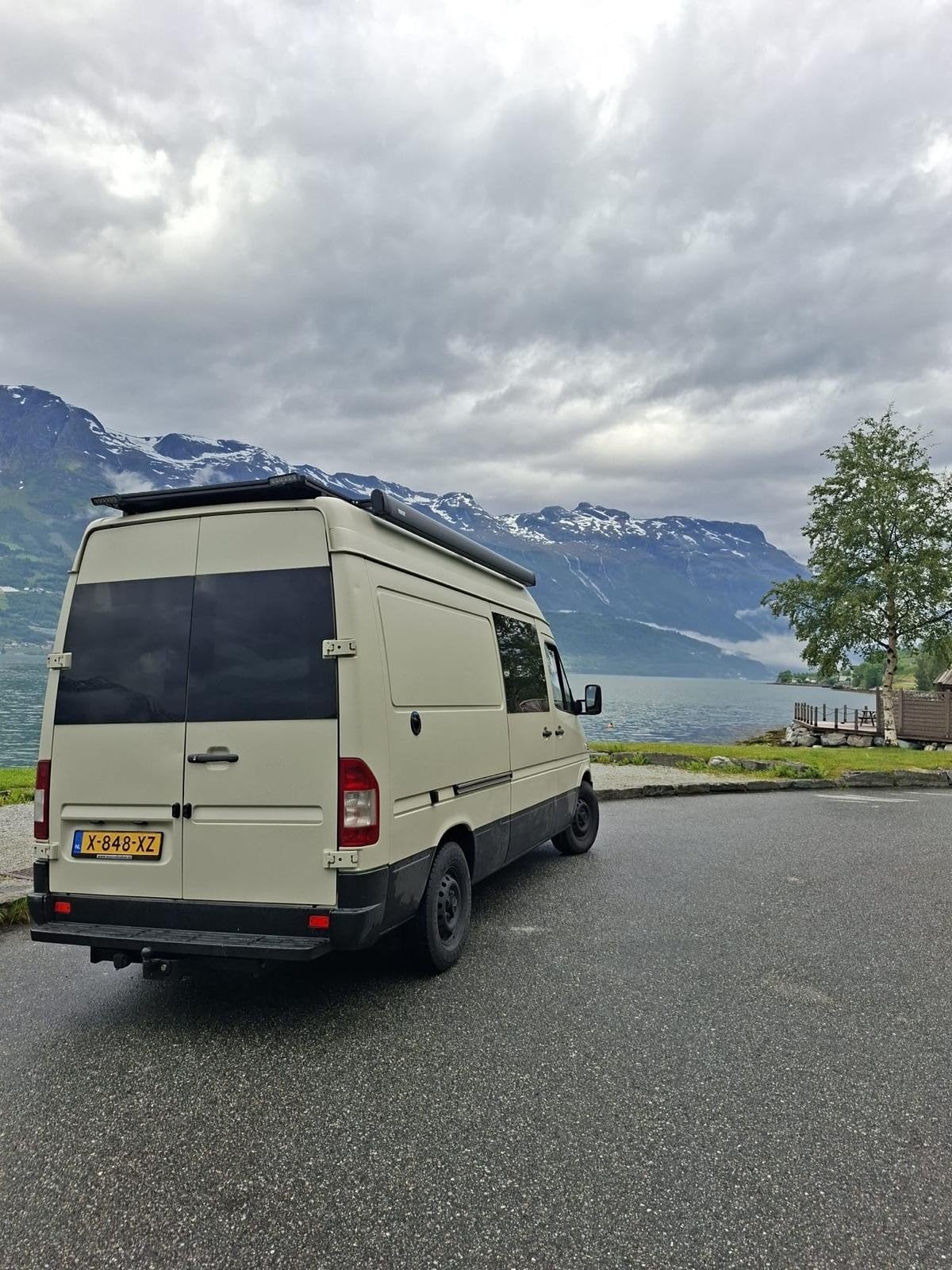 Off-grid camper Mercedes sprinter met complete uitrusting, Buscamper of Camperbus, Imperial, Afzuigkap, Tot en met 2