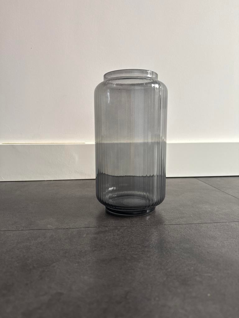 Stijlvolle glazen vaas - Geribbeld design, Blauw, Nieuw, Ophalen of Verzenden, Glas