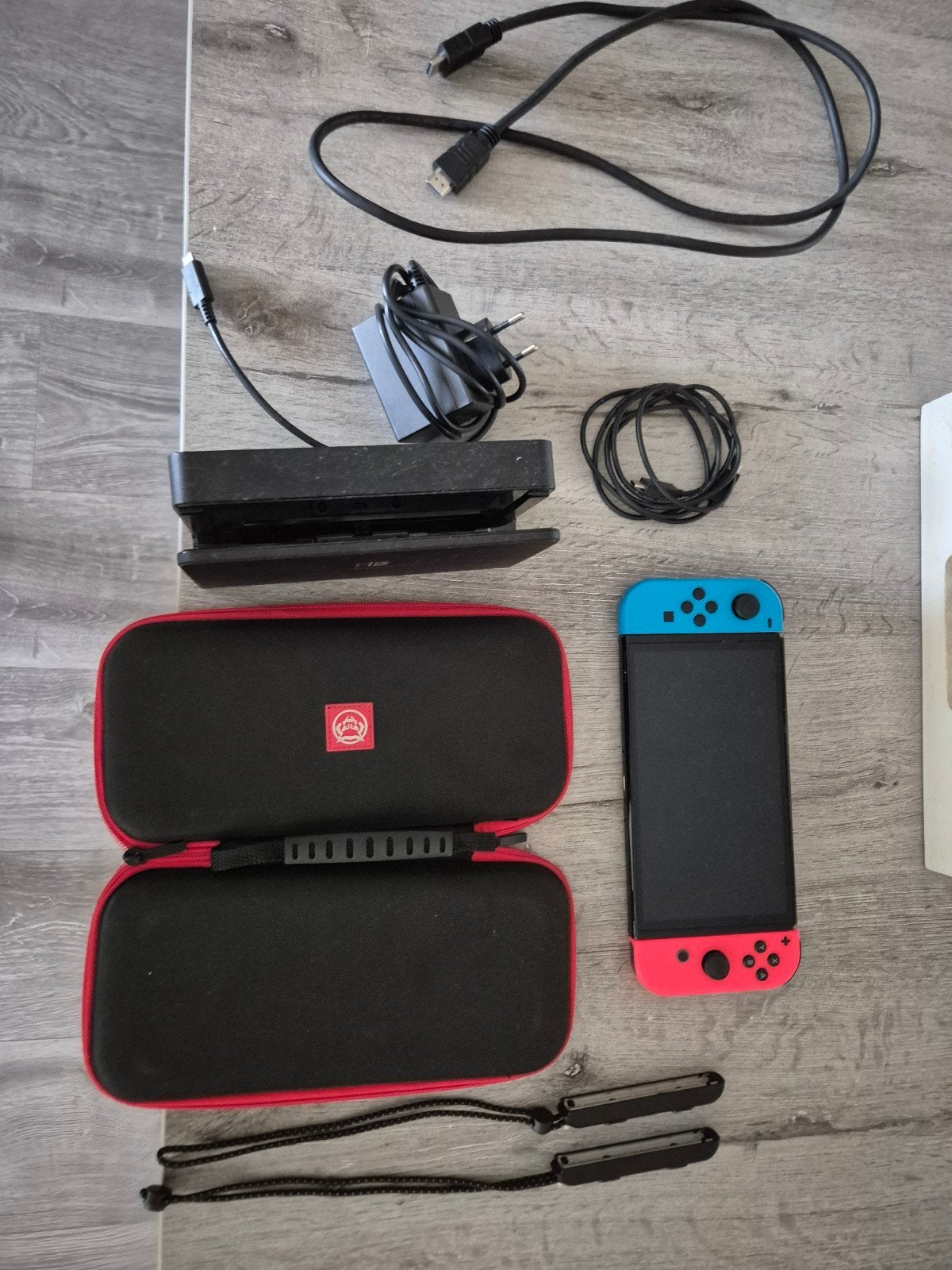 Nintendo Switch met accessoires, Ophalen, Zo goed als nieuw, Met 2 controllers, Switch 2019 Upgrade