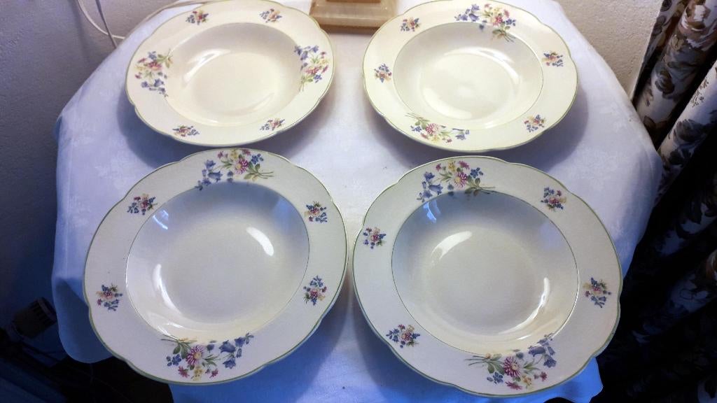 DIEPE BORDEN  PLATEELBAKKERIJ ZUID-HOLLAND (HERTJE) 4X, Ophalen of Verzenden
