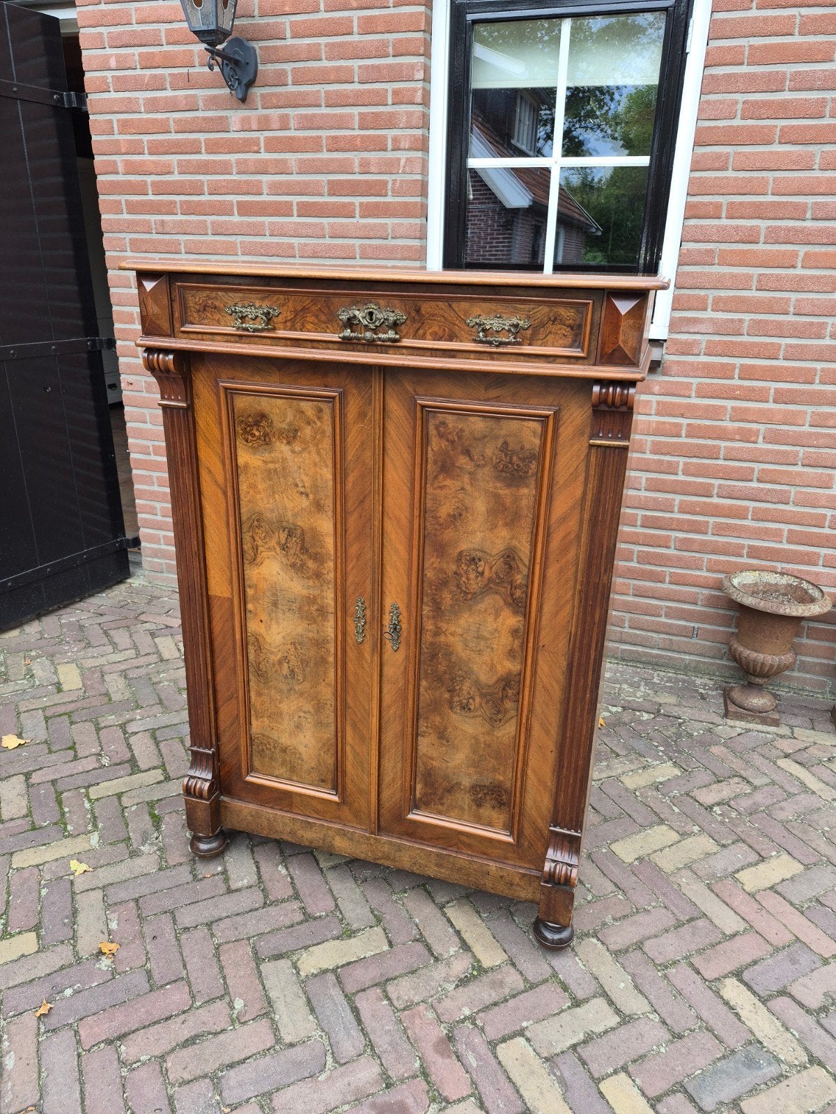 Antieke Brocante Meiden Kast Mahonie /Wortelnoten, Ophalen