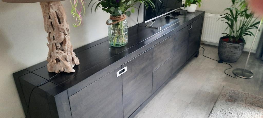 dressoir, Ophalen, Gebruikt, Met deur(en), 150 tot 200 cm