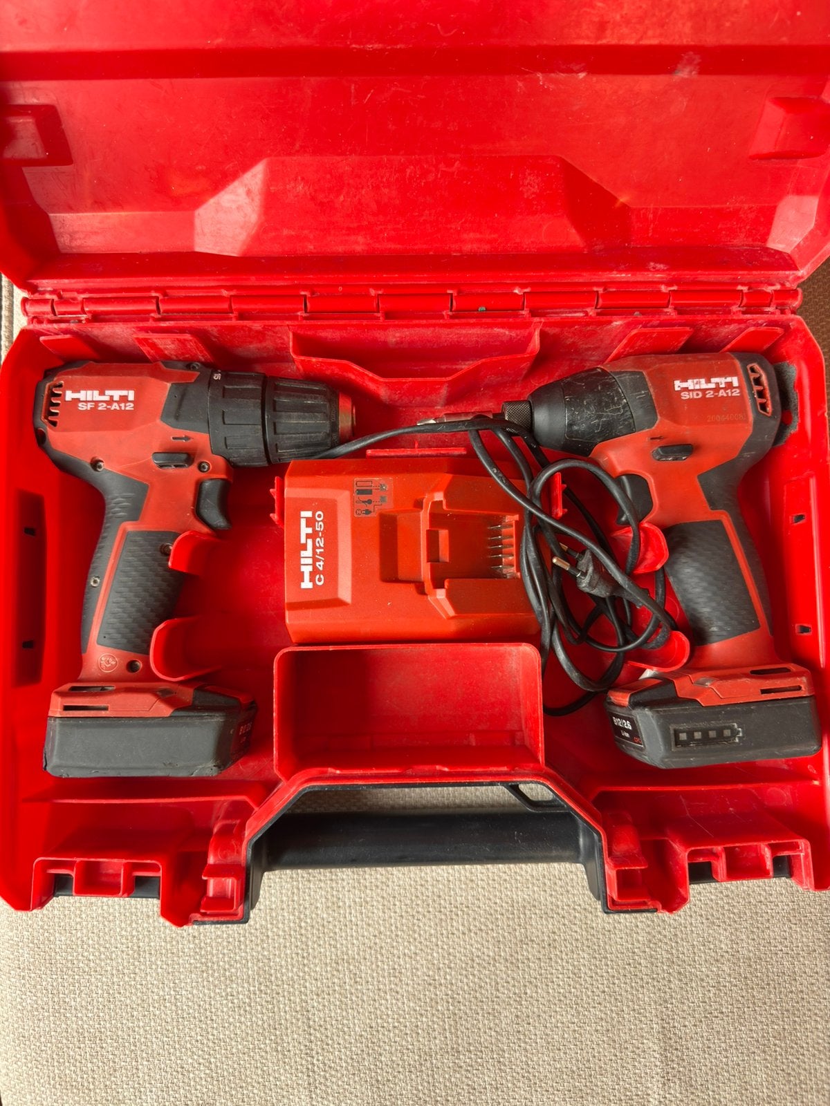 Hilti SF 2-A12 / SID 2-A12 Accuboormachine en Slagmoersleute, Doe-het-zelf en Verbouw, Gereedschap | Boormachines, Gebruikt, Variabele snelheid