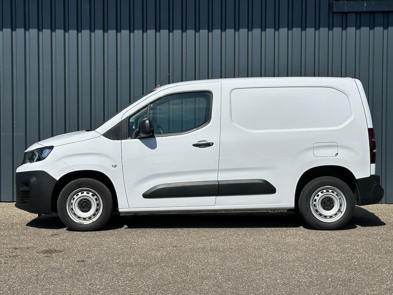 Peugeot Partner 1.5 BlueHDi 100 S&S L1 | Houten Afwerking La, Voorwielaandrijving, 1350 kg, Gebruikt, Euro 6
