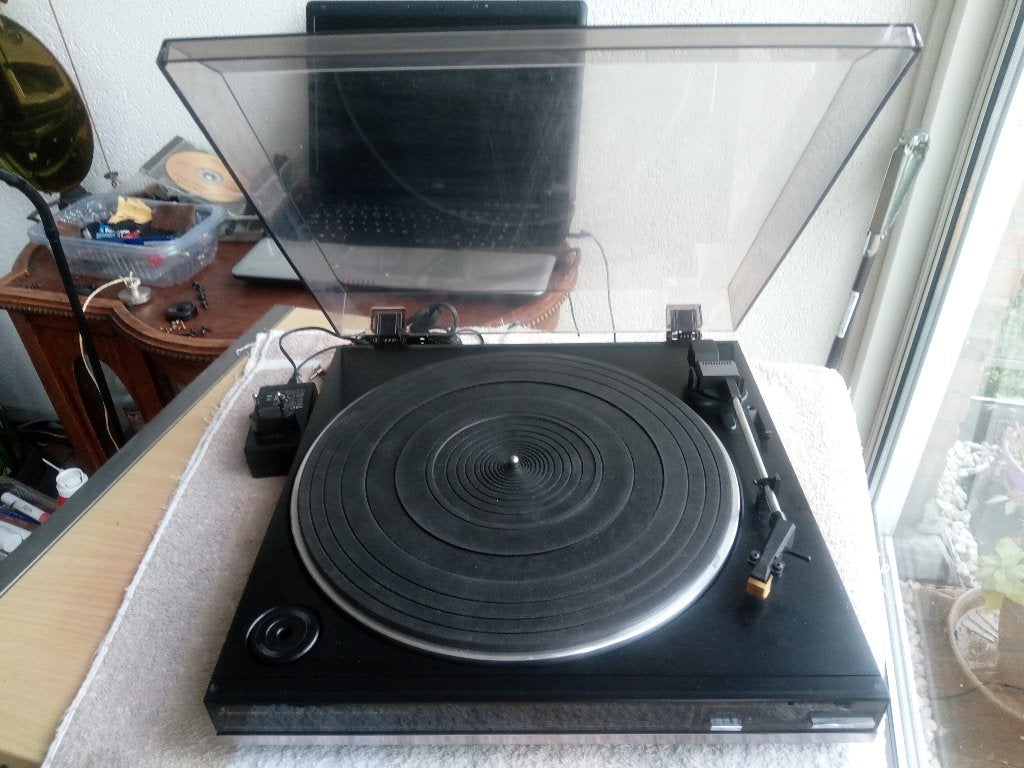 Platenspeler Mitsubishi LT 703  in zeer goede staat., Ophalen of Verzenden, Gebruikt, Platenspeler, Overige merken