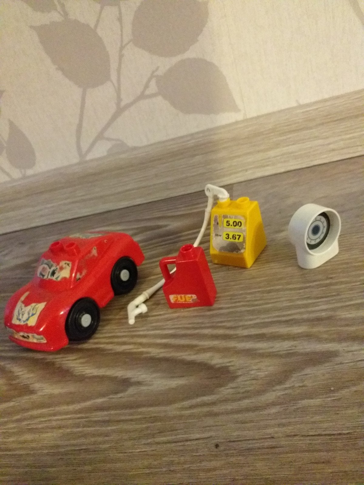 Cars set met tankstation, Ophalen of Verzenden, Gebruikt, Complete set, Duplo