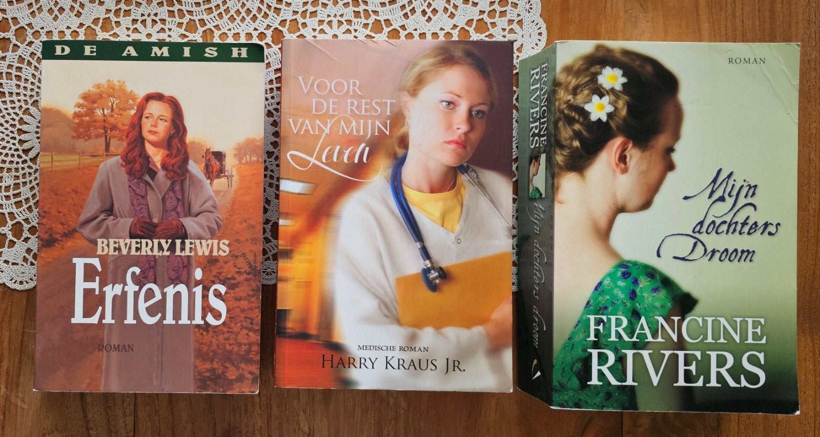 3 Romans, o.a mijn dochters droom. Francine Rivers, Ophalen of Verzenden, Gelezen