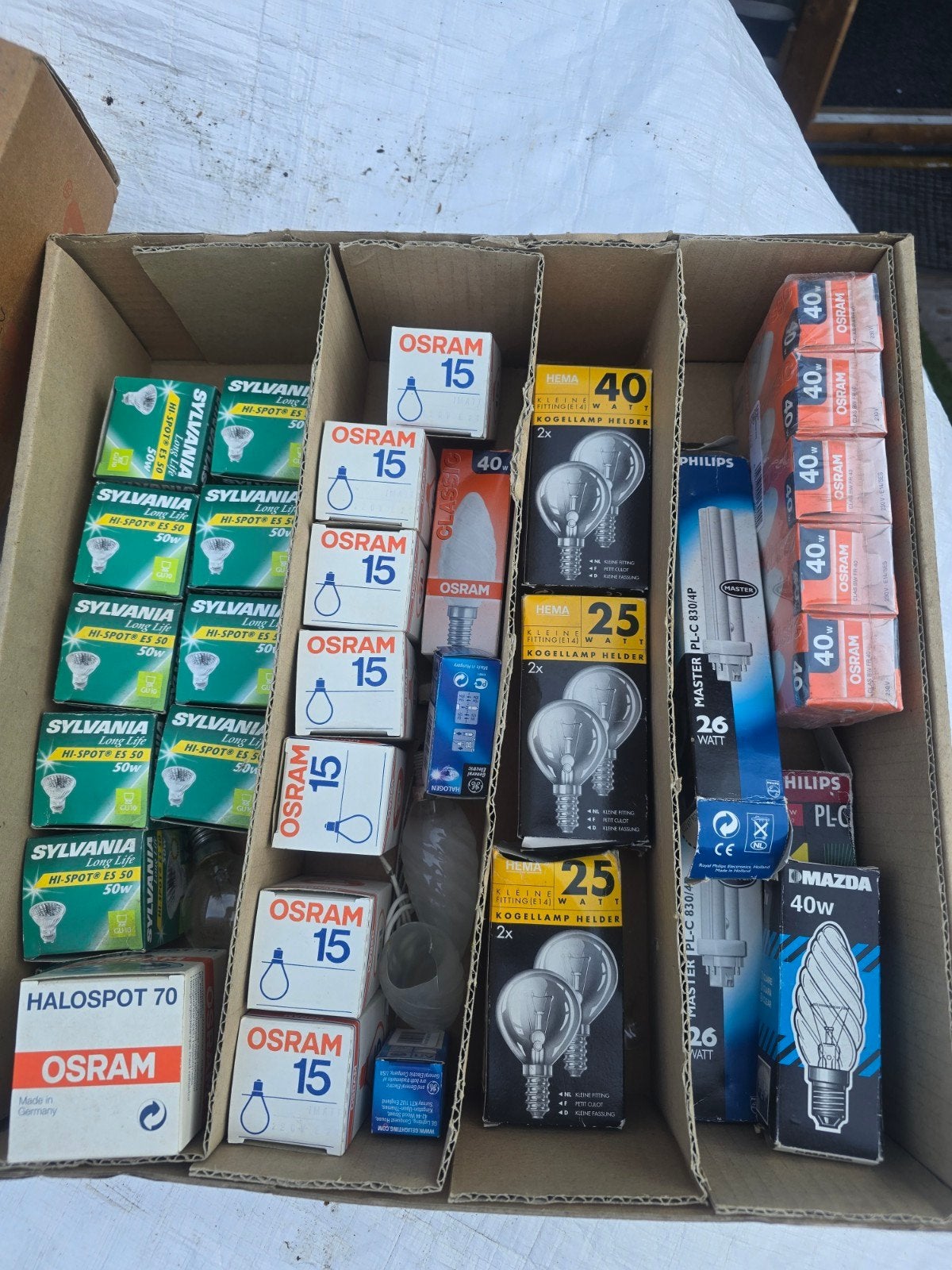 Diverse partij lampen: Sylvania, Osram, Hema, Philips, Mazda, Ophalen, Nieuw, Diverse stijlen, van halogeen tot spaarlampen