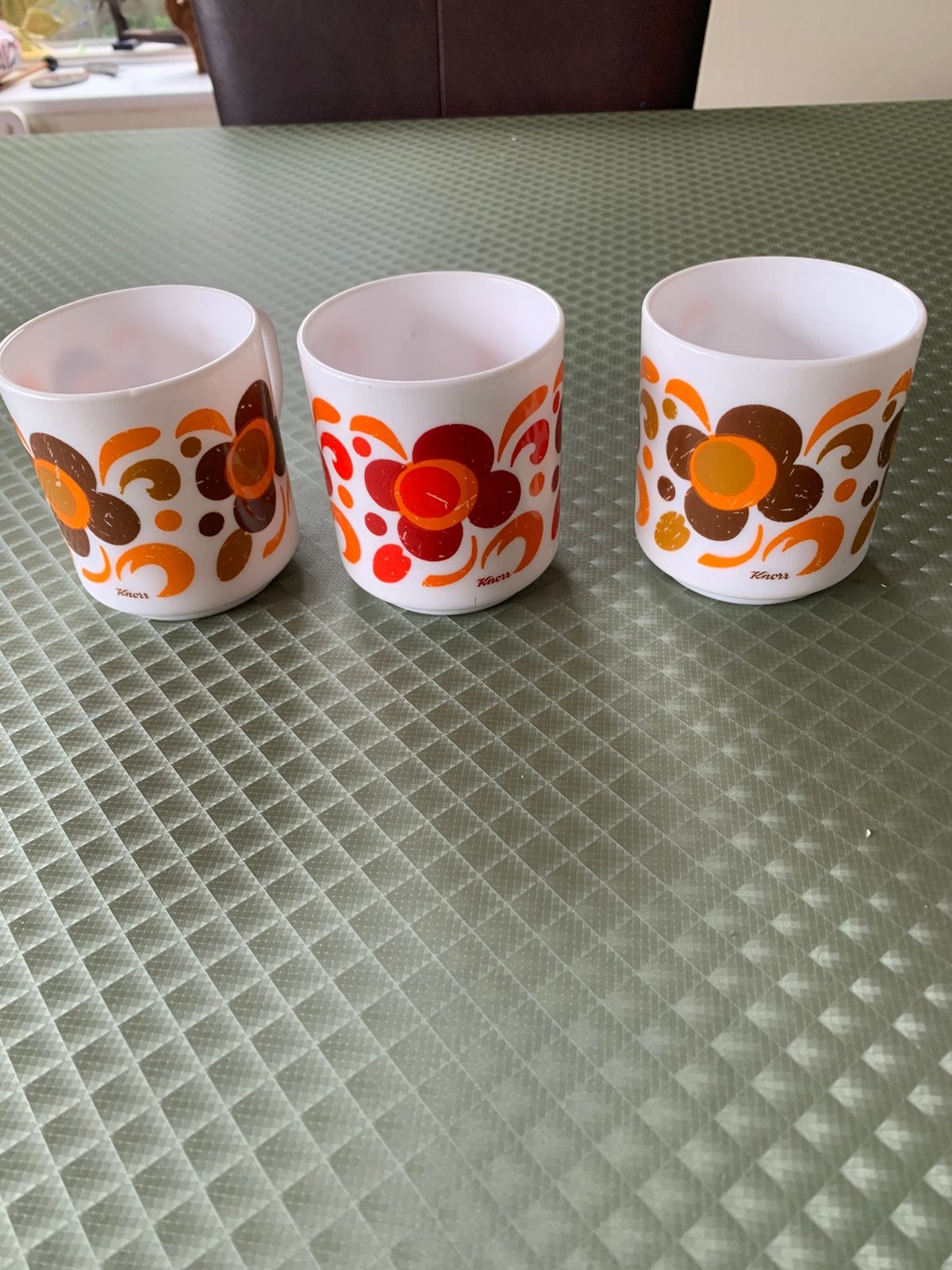 Knorr Lotus Arcopal bekers, Verzamelen, Verzenden