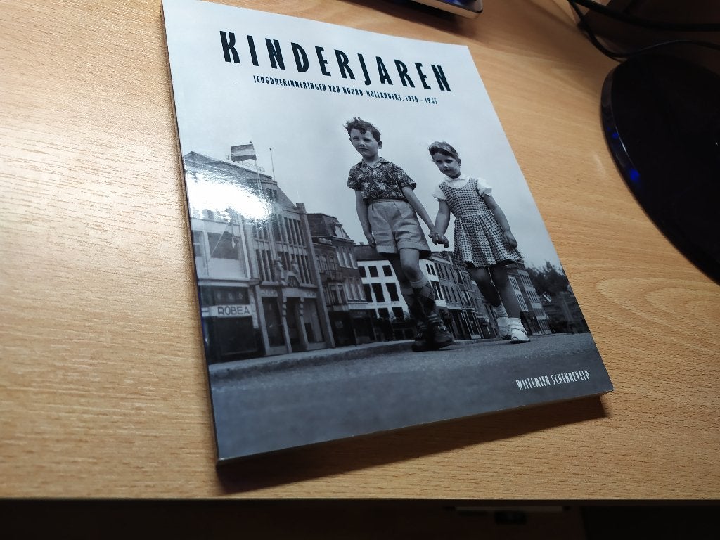 Kinderjaren - Jeugdherinneringen van Noord-Hollanders.., Ophalen of Verzenden, 20e eeuw of later, Gelezen