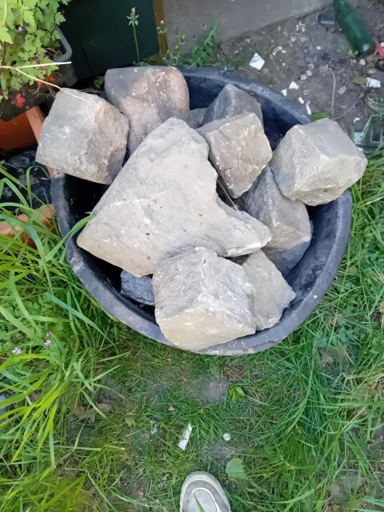 Zwerfkeien, Ophalen