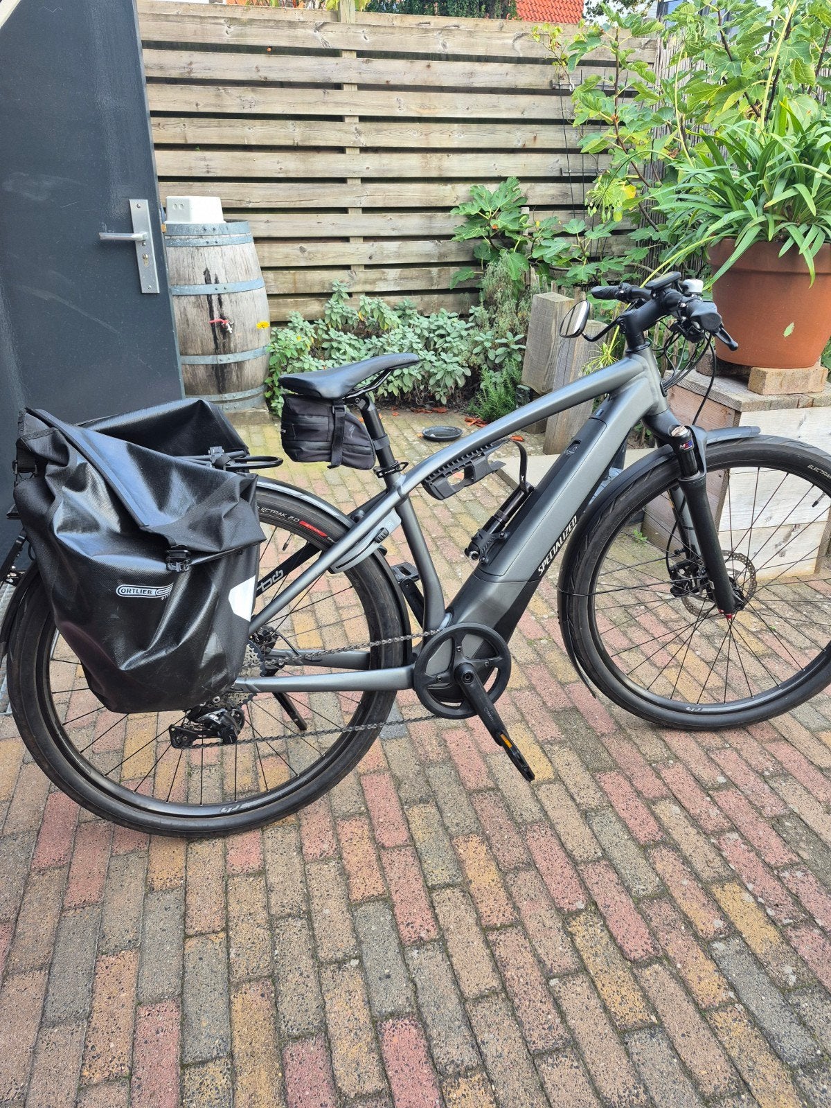 Specialized Vado Speedpedelec 99, Zo goed als nieuw, 47 tot 51 cm, 50 km per accu of meer, Ophalen