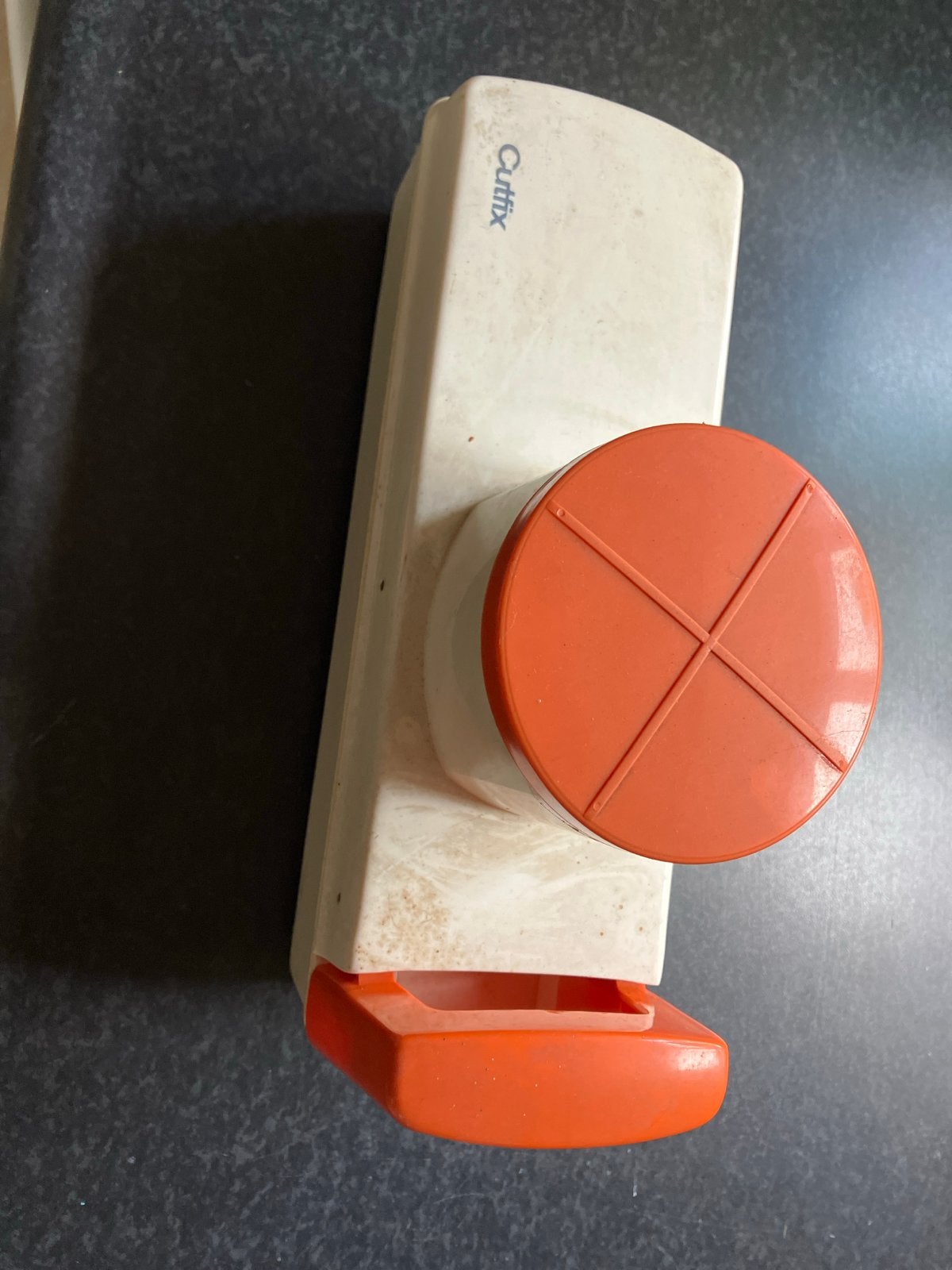 Cutfix mandoline/rasp - vintage keukenmachine, Huis en Inrichting, Gebruikt, Kunststof, Ophalen of Verzenden, Snijmachine