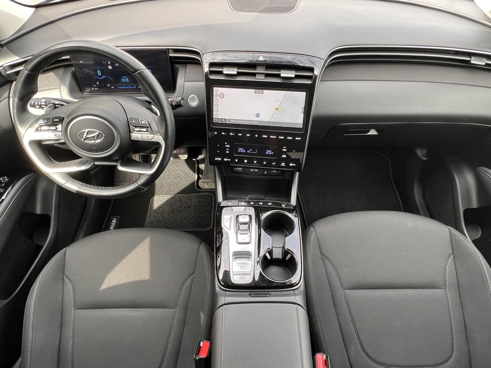 Hyundai Tucson 1.6 T-GDI PHEV Comfort Smart 4WD / 1.350 kg A, Auto's, Automaat, 1350 kg, Gebruikt, Euro 6