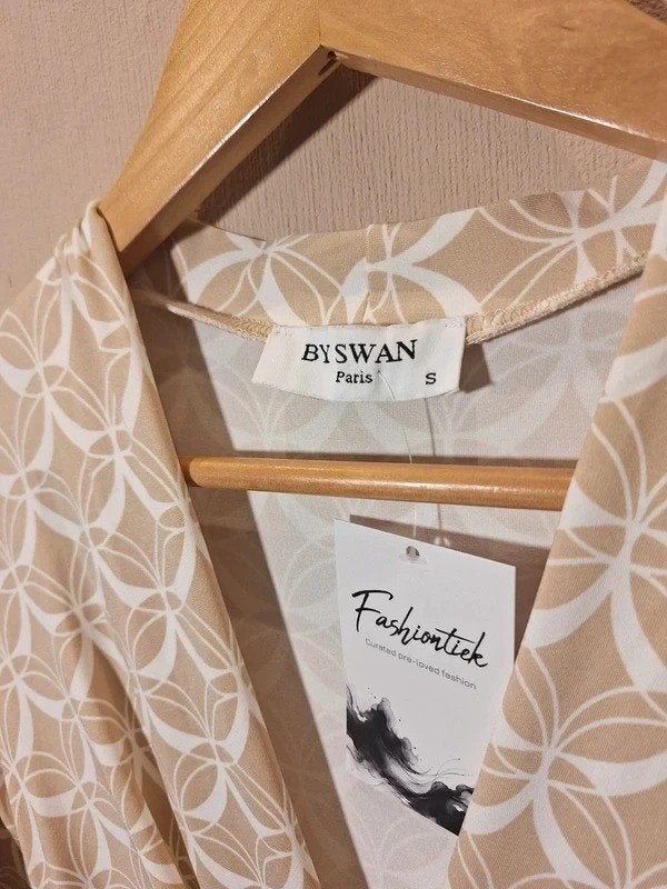 By Swan Jumpsuit | Beige, Wit | S, Fashiontiek, Beige, Ophalen of Verzenden, Zo goed als nieuw